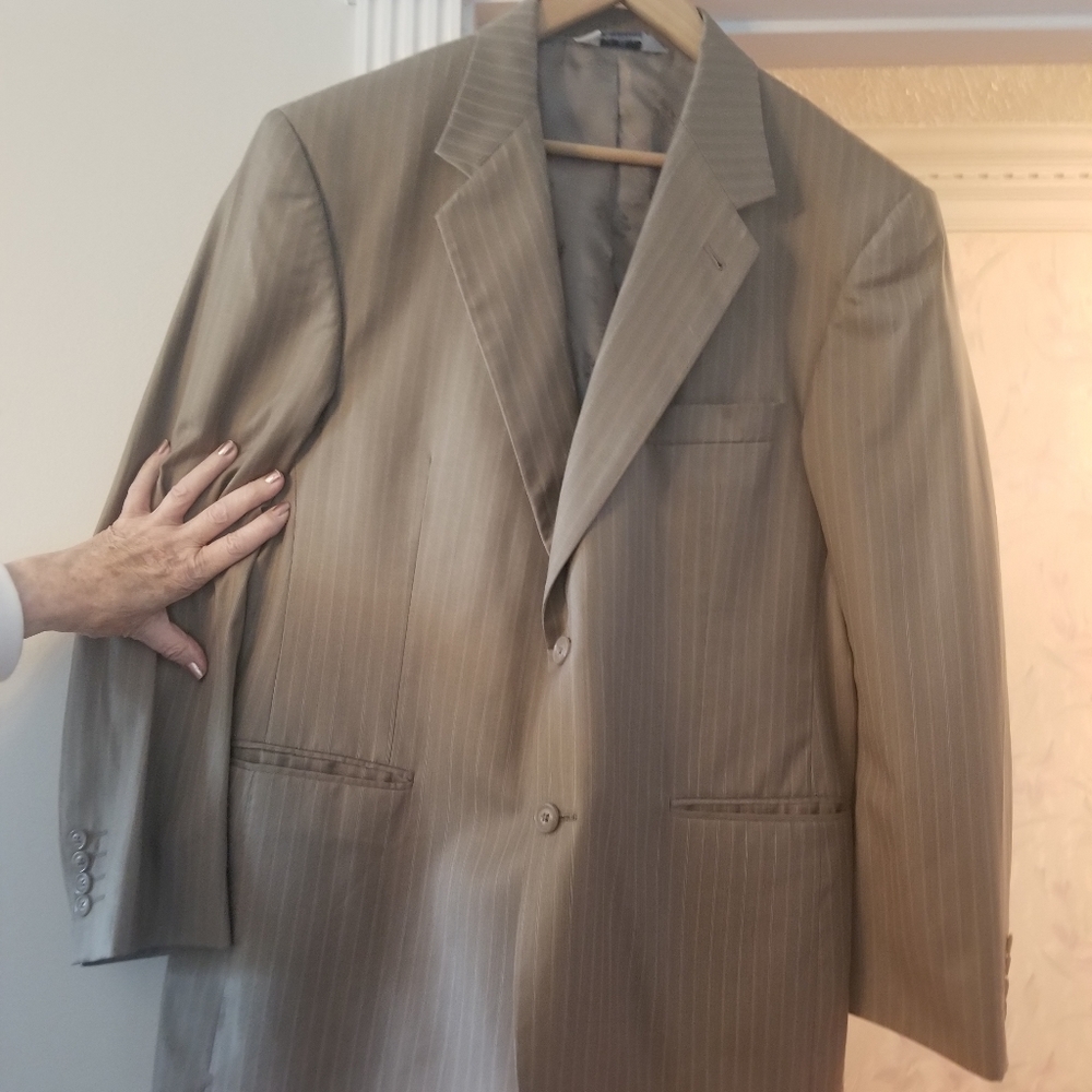 Mens Suite